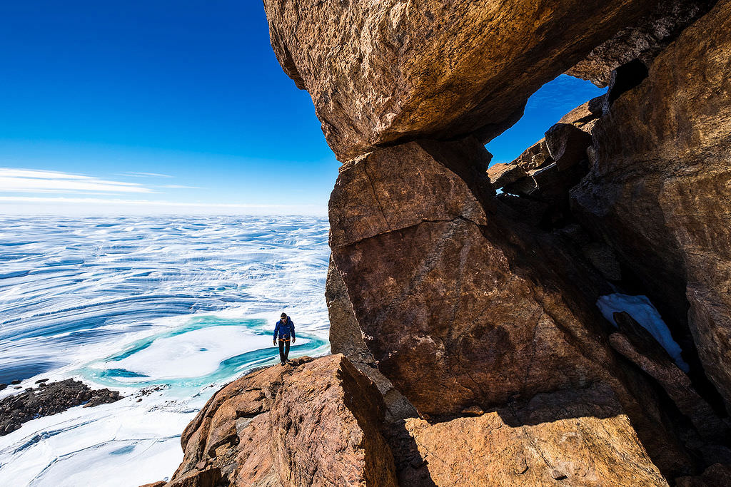 HikingabovetheIceWaves HikingabovetheIceWaves