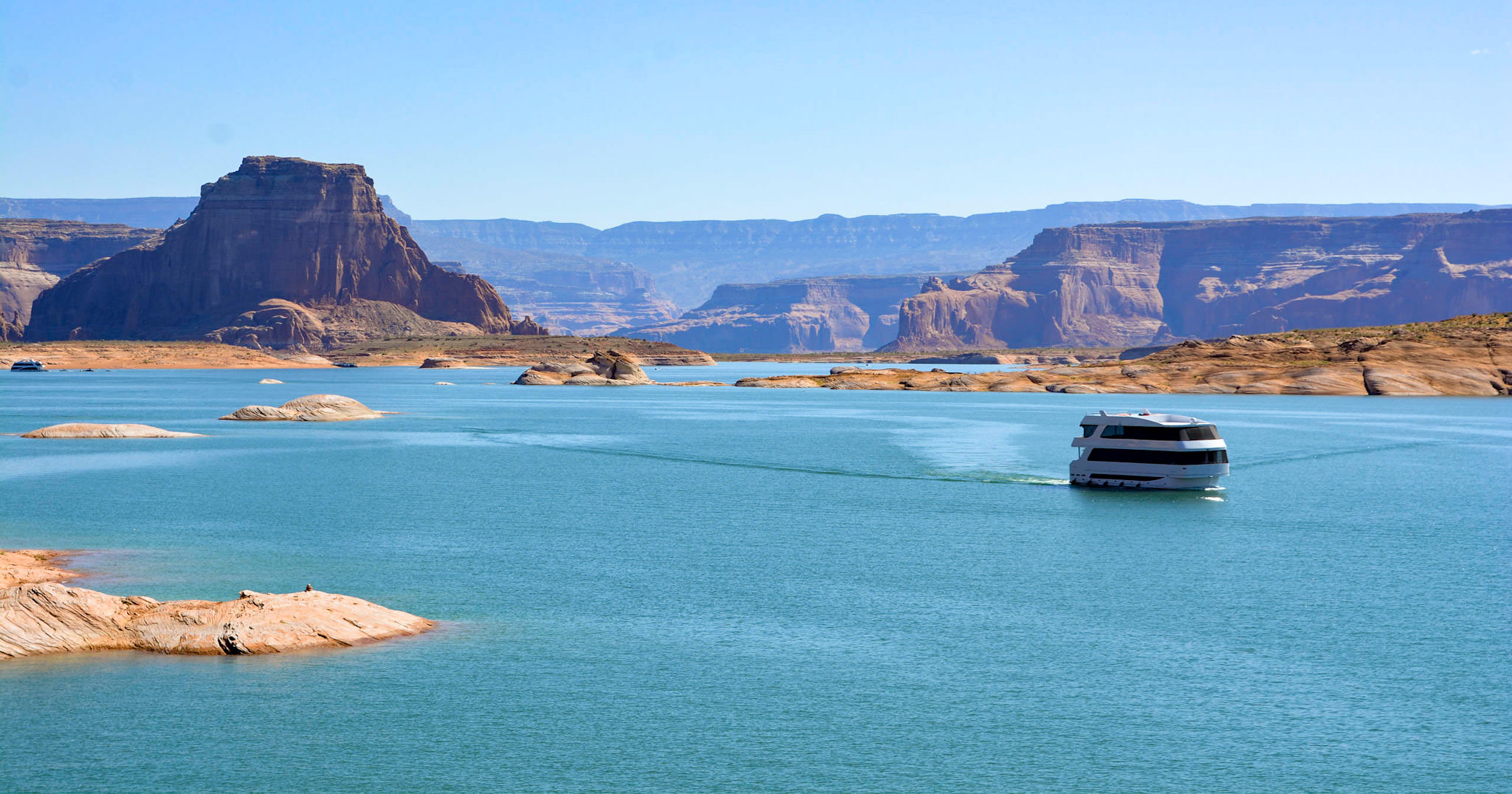 Your Own Floating Hotel on Lake Powell