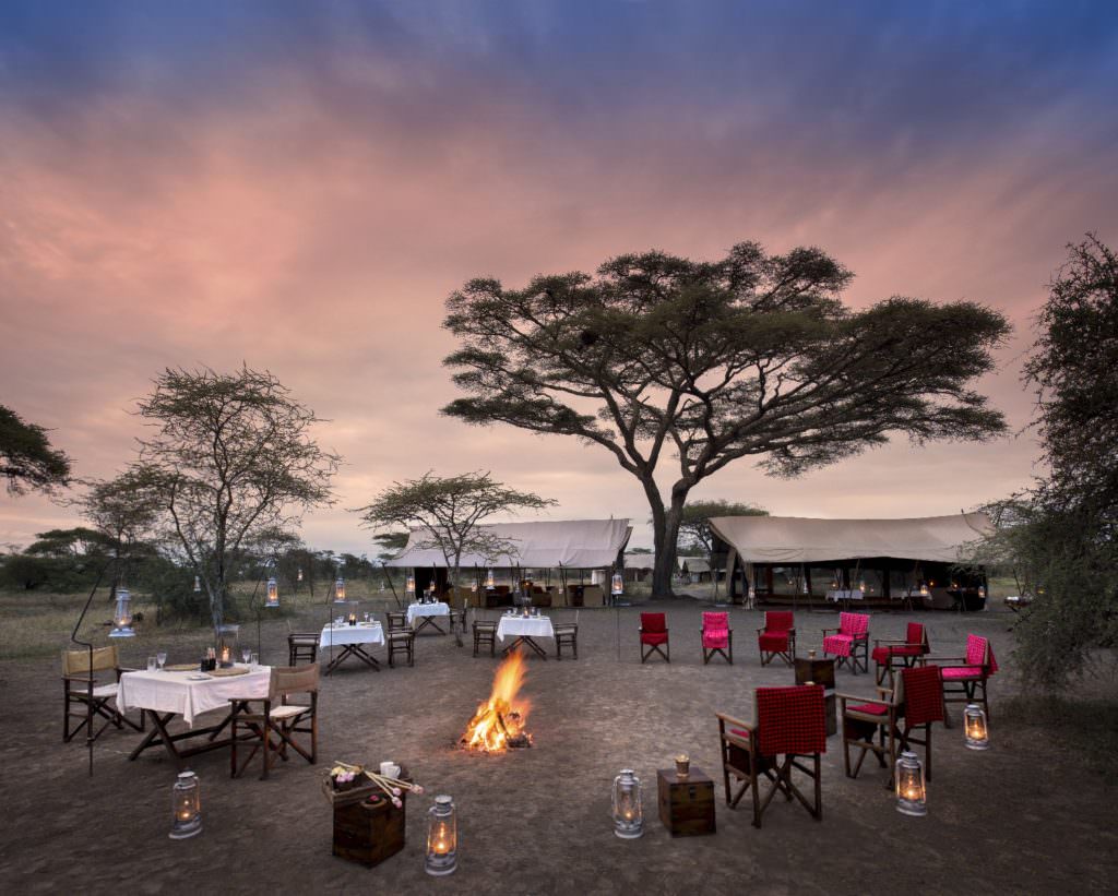 _Around-the-fire-andBeyond-Serengeti-Under-Canvas _Around-the-fire-andBeyond-Serengeti-Under-Canvas