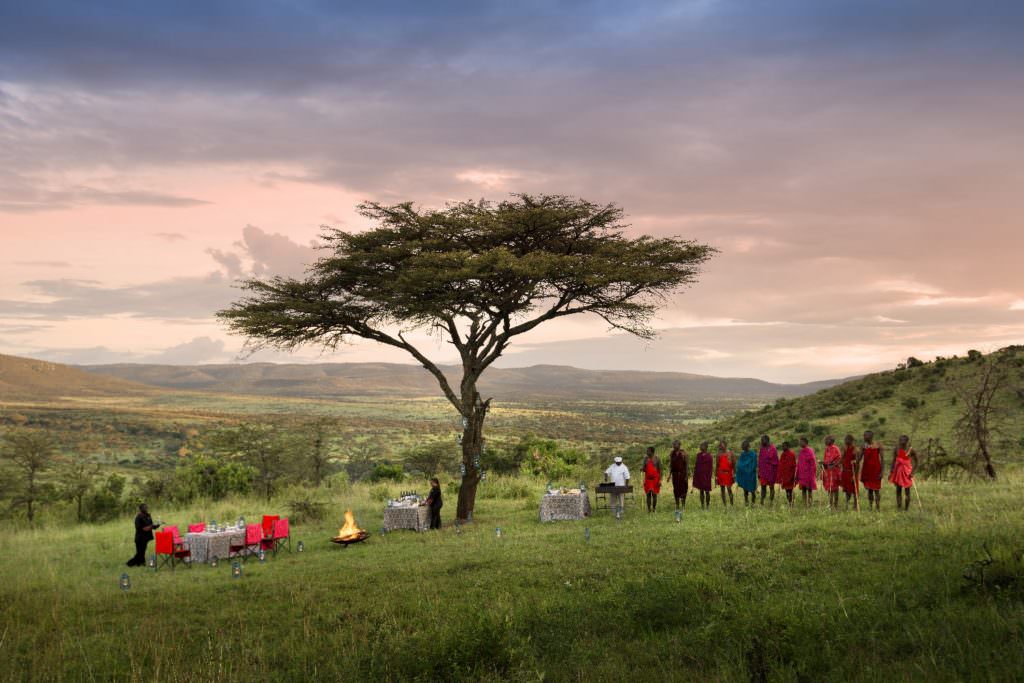 Bush-dining-andBeyond-Kleins-Camp Bush-dining-andBeyond-Kleins-Camp