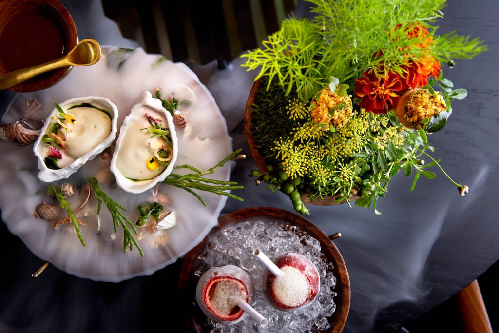 Saldanah Bay Oysters, Grannysmith, Chilli - Granadilla, gin, passion berry - Snoek, yellowtail, curry (1) Saldanah Bay Oysters, Grannysmith, Chilli - Granadilla, gin, passion berry - Snoek, yellowtail, curry (1)