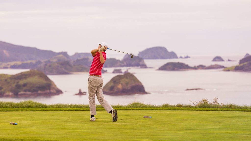 12. GOLF WITH A VIEW _p7a8125 12. GOLF WITH A VIEW _p7a8125