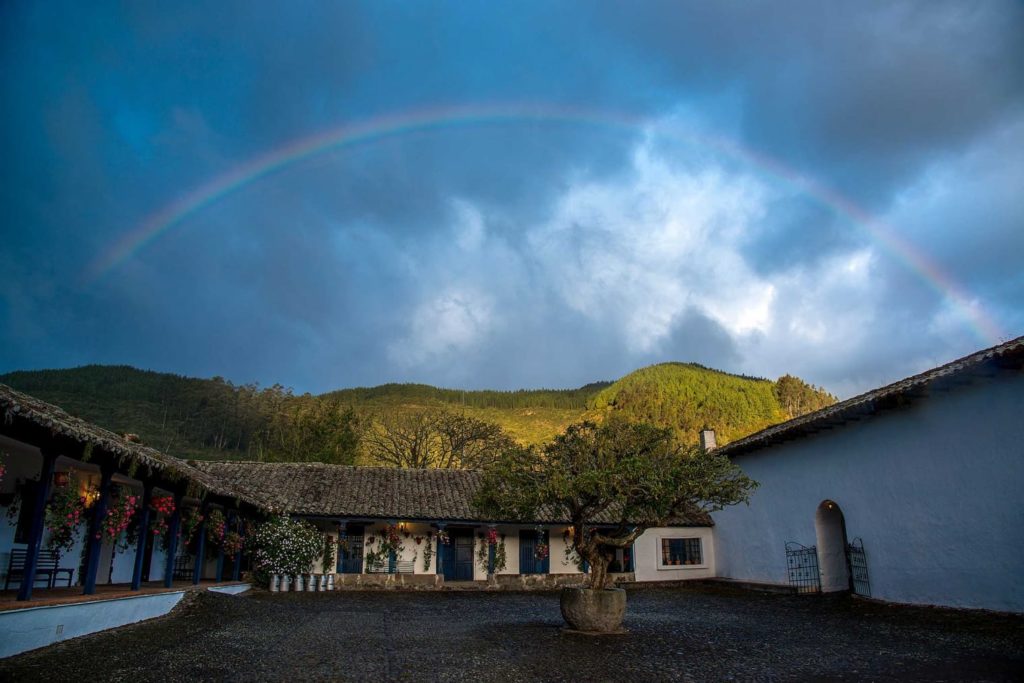 Ecuador_Hacienda-Zuleta_rainbow