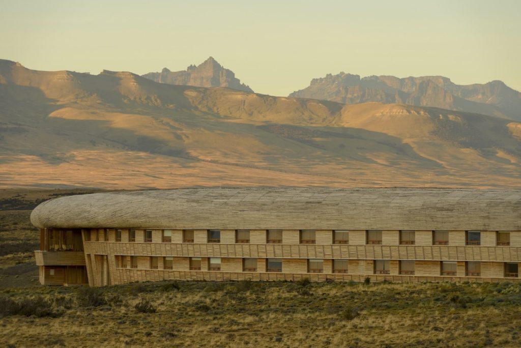 Tierra (Patagonia) Exterior-min
