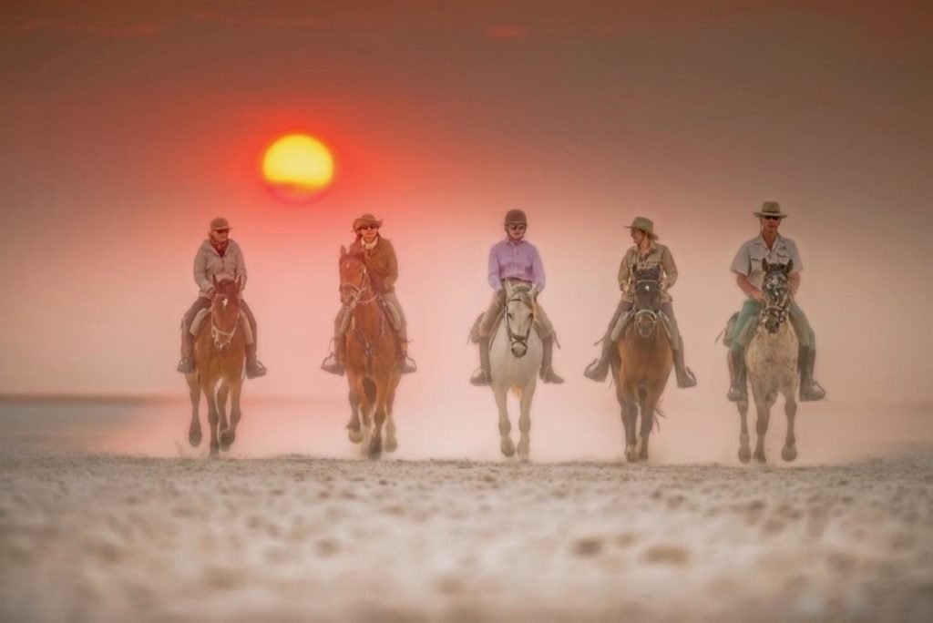 BOTSWANA-A-CABALLO-OKAVANGO-KALAHARI-5