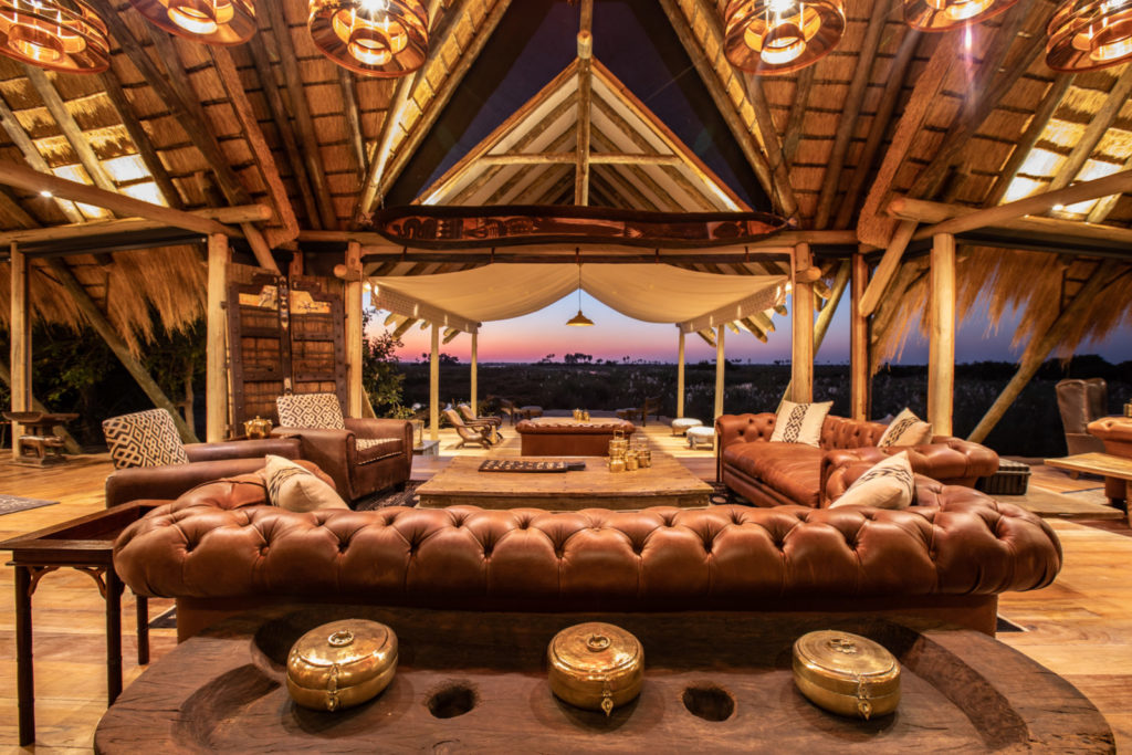 Selinda-camp-main-area_lounge_evening