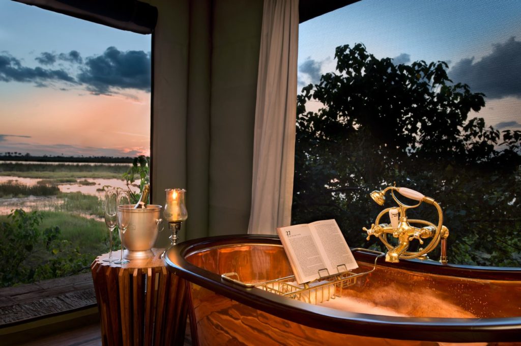 Zarafa-Dhow-Suites-bathroom